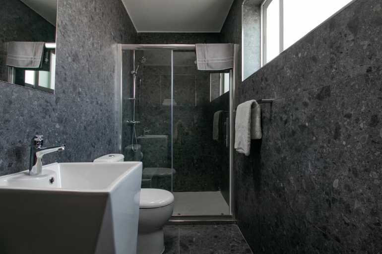Bathroom 5, 2-br Duplex Penthouse Spinola Sea View Balcony, St Julian's