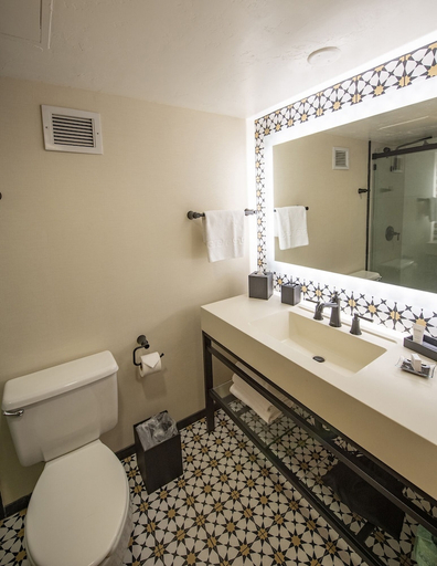 Bathroom 4, Hotel Encanto de Las Cruces, Dona Ana