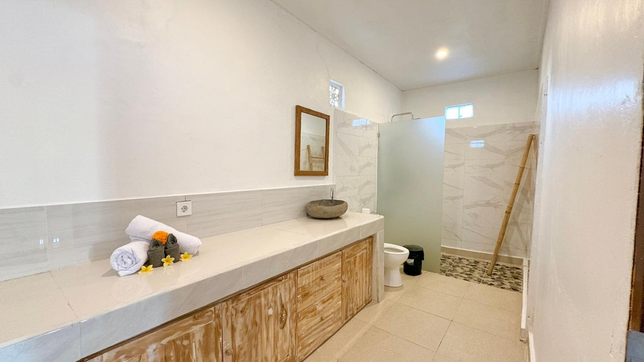 Bathroom 3, Santana Villas Bingin, Badung