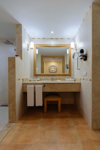 Bathroom 5, Barceló Maya Colonial, Cozumel