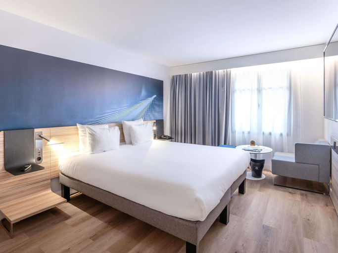 Bedroom 3, Novotel Deauville Plage, Calvados