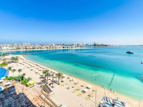 3, bnbme Luxury Seaview Retreat with Private Beach, Dubai