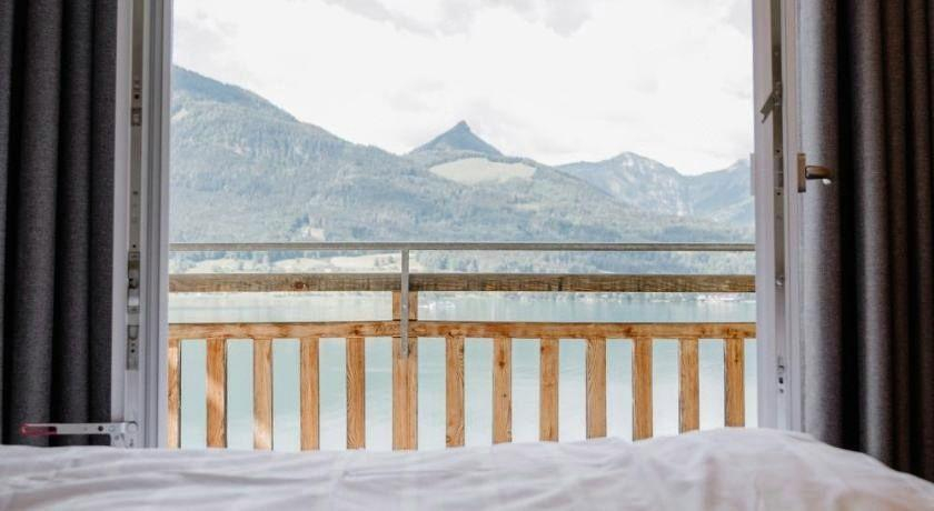 Bedroom 3, Romantik Residenz Ferienwohnungen Hotel Im Weissen Rössl, Gmunden