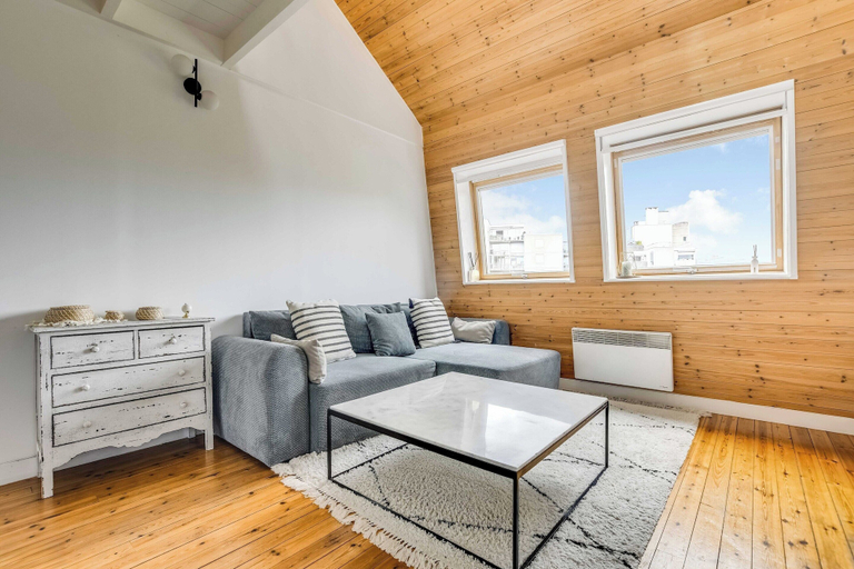 Living area 3, 3P Duplex on the Outskirts of Paris, Val-de-Marne