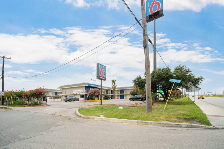 Others 5, Motel 6 San Antonio, TX - Fort Sam Houston, Bexar