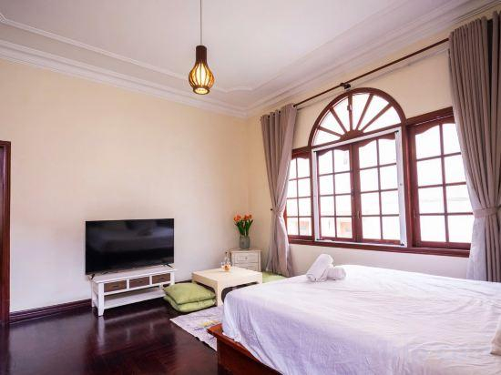 1, GEM VILLA 10 - 5 Bedroom, 6 Bathroom, Big Pool, Big Garden, Ho Chi Minh City