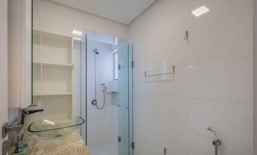 Bathroom, Apto c/ garagem e 2 Quartos a 60m da Praia ACO1103, Balneário Arroio do Silva