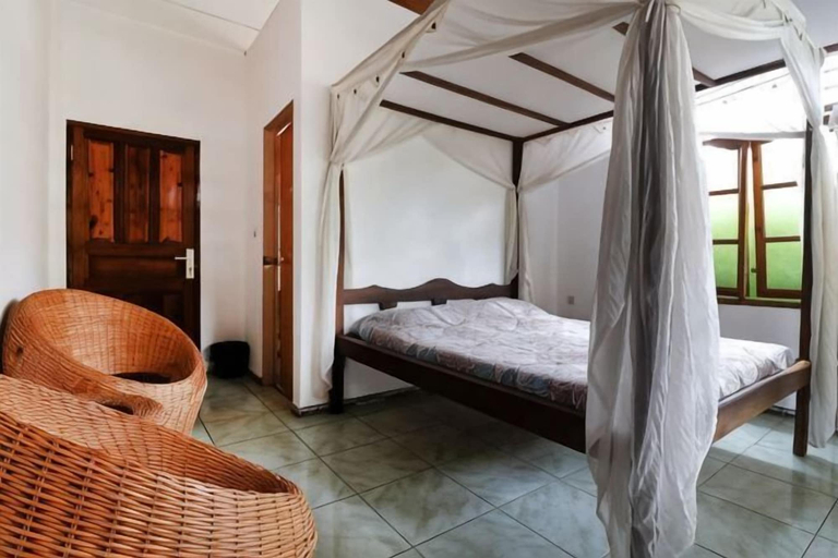 Bedroom 2, Bagus Bay Homestay, Samosir