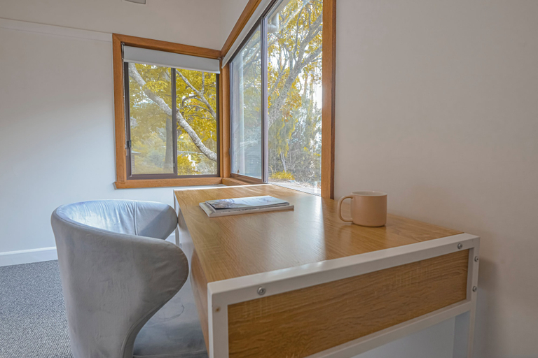 Interior, StayAU Ski&Lakeside Big group Retreat, Alpine - East