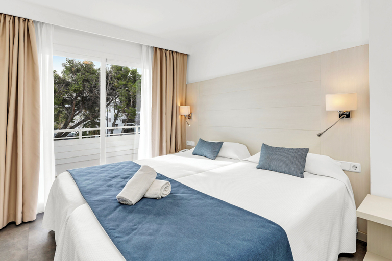 Bedroom 4, Aparthotel HSM Lago Park, Baleares