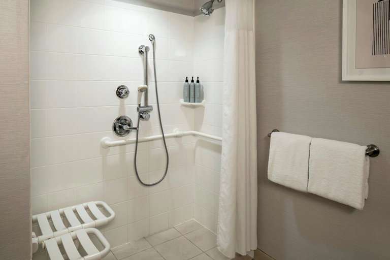 Bathroom 3, Courtyard by Marriott Mobile Daphne/Eastern Shore, Baldwin
