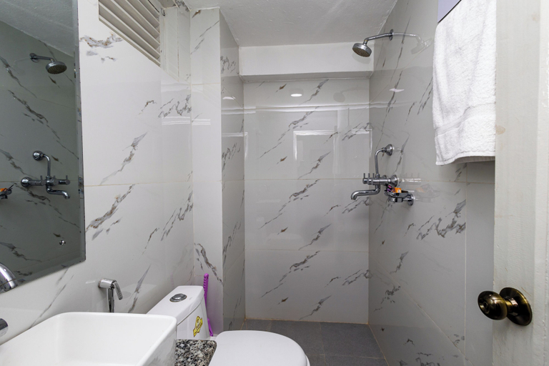 Bathroom 3, Hotel Outfitter Nepal, Bagmati