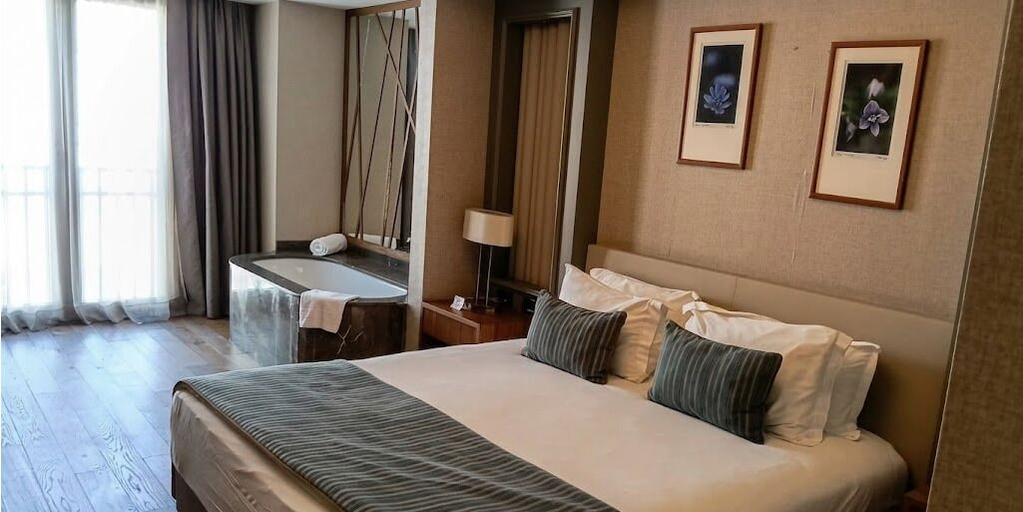 Bedroom 3, Ramada Hotel & Suites by Wyndham Adana, Yüreğir