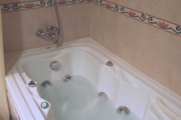 Bathroom 5, Hotel Masa International, Alicante