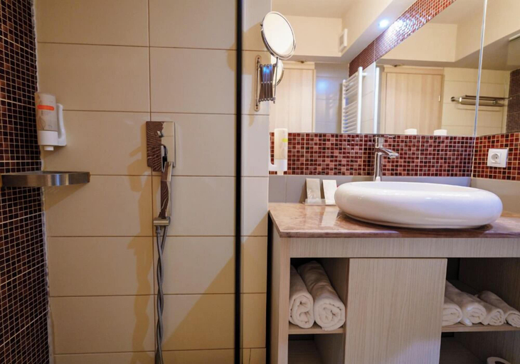 Bathroom 4, Hotel Craiovita, Craiova