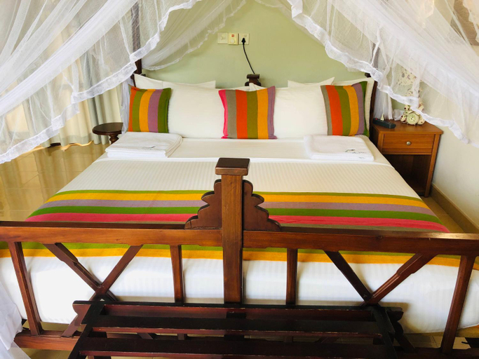 Bedroom 3, Peacock Villa, Weligama