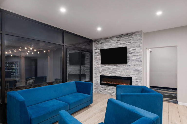 Public Area 2, Baymont by Wyndham Mankato, Nicollet