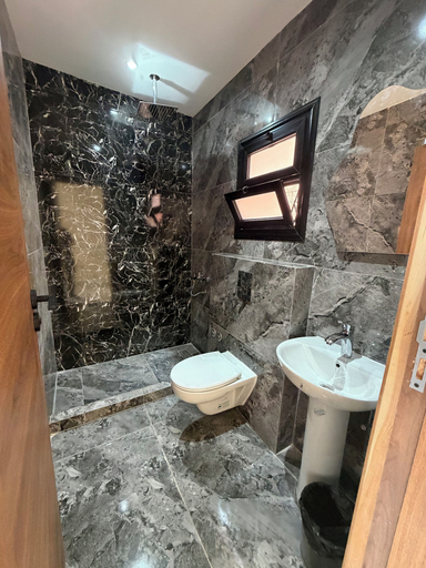 Bathroom 3, Amon Ra Hotel, Al-Ahram