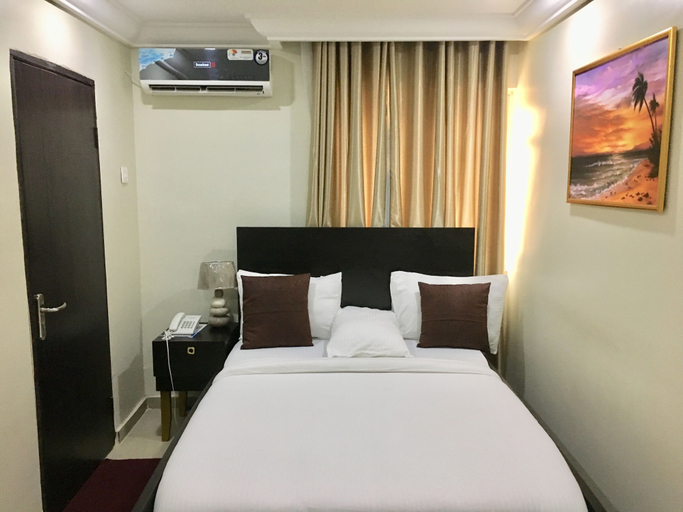 Others 4, Choice Suites II, Kosofe