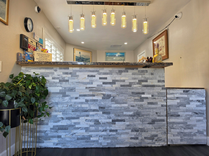 Others 4, San Luis Inn And Suites, San Luis Obispo