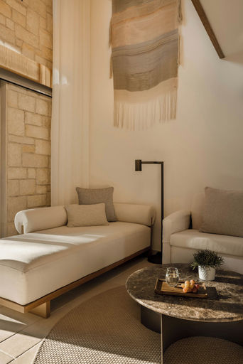 Bedroom 3, Elysium