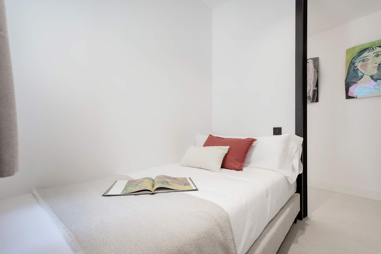 Room 5, Genteel Home Solanilla, Valladolid