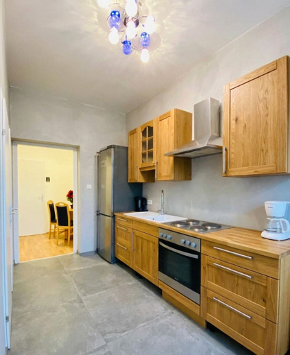 Shared kitchen 5, Affordable Room in a Calm Neighborhood, Wien
