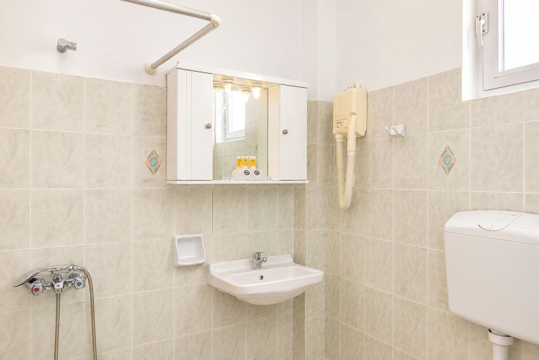 Bathroom 3, Nautilos Hotel, Ionian Islands