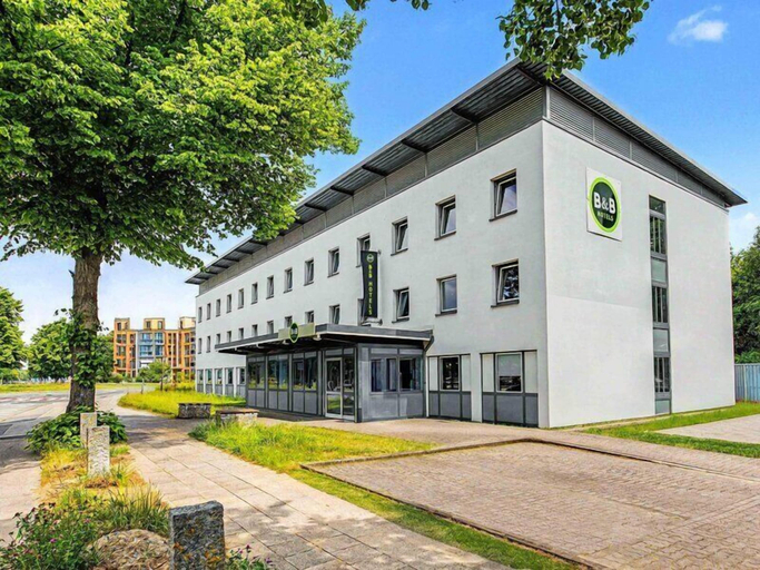 Exterior & Views 2, B&B HOTEL Lübeck Berliner-Platz, Lübeck