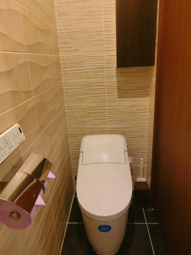 Bathroom 3, Oceans Cottage, Nago
