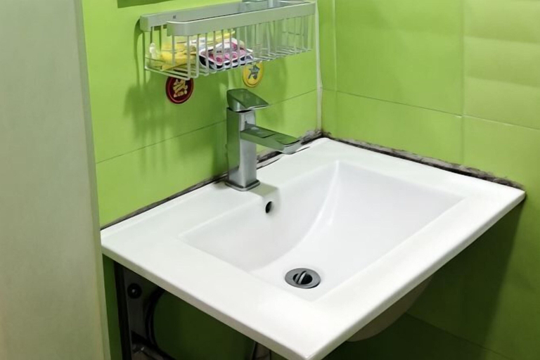 Bathroom 3, Xiangpeng Hotel, Shenzhen