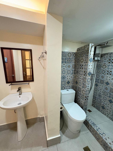 Bathroom 5, 1775 Adriatico Suites, Manila City