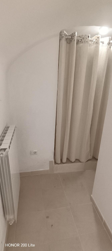 4, Corte Morgese Grand Flor, Bari
