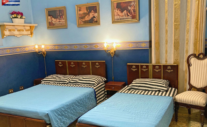 Room 4, Hostal Colonial Casa de Luca, Plaza de la Revolución
