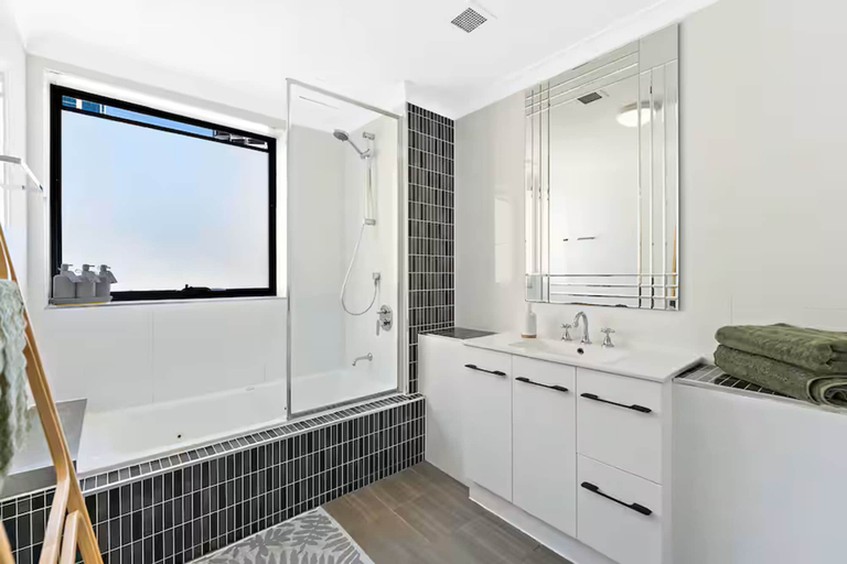Room 2, Calm Central - A Sepal Stay, Perth