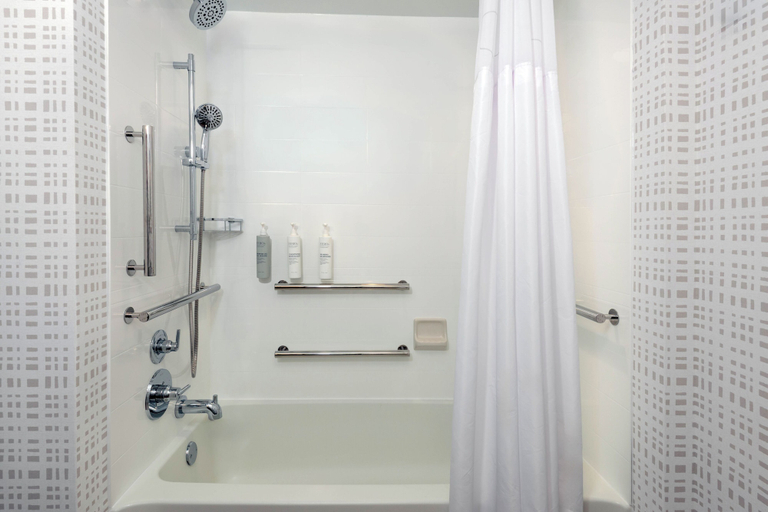 Bathroom 4, Hampton Inn South Plainfield-Piscataway, Middlesex