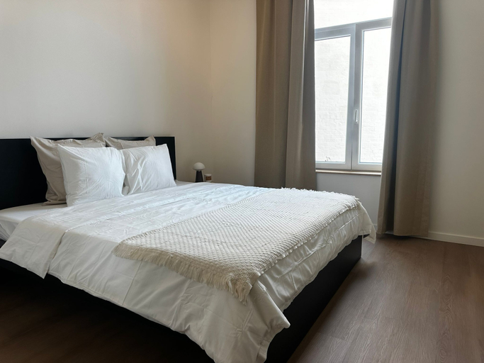Room 3, Stylish 2BR With 1LR Near to City Center, Oost-Vlaanderen