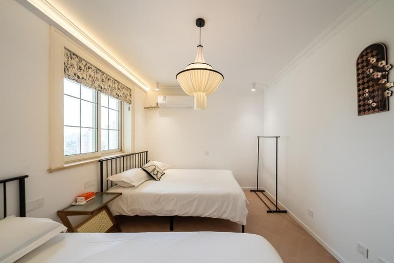 Room 5, Yidu Home -People's Square Branch, Shanghai