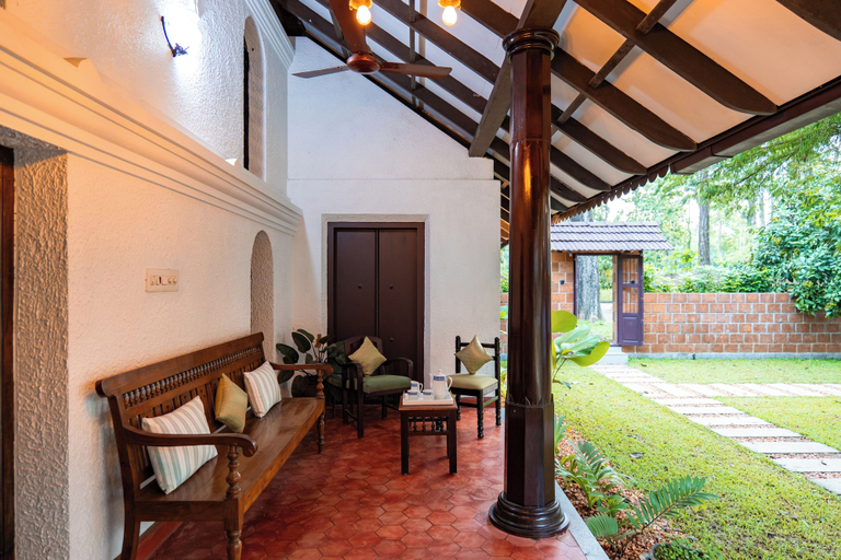 Terrace/patio 4, ELIVAAS Tales By Tamarind 3BHK, Ernakulam