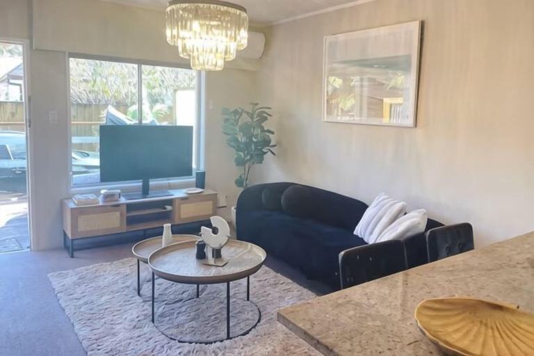 Living area 4, Atkin Boutique, Waitakere