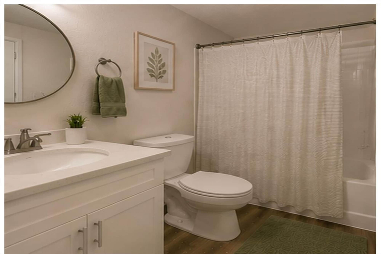 Bathroom, Marlow & Mint Hotel, Toronto