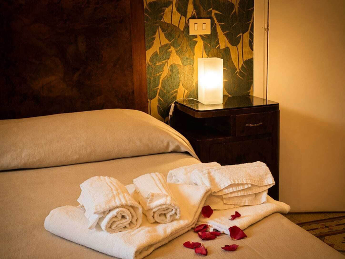 Room 5, Boutique Hotel Golfo Azzurro, Livorno