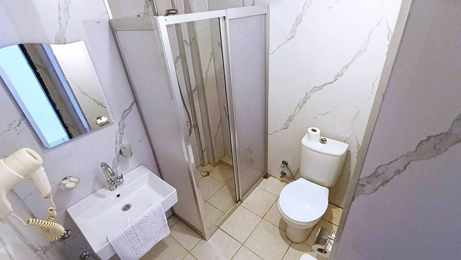 Bathroom 4, Kleopatra Bebek Hotel, Alanya