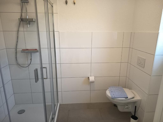 Bathroom, Haus Lützowallee, Aurich