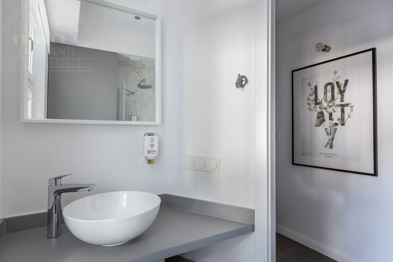 Bathroom 4, Fragola Apartments Old Town, Kraków City
