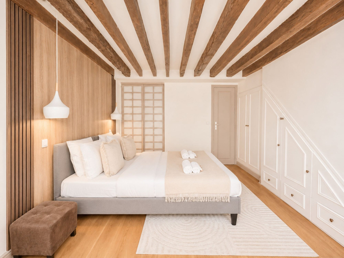 Bedroom 5, 2066 Princesse, Paris