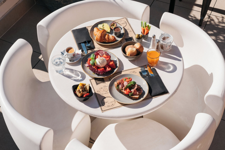 Restaurant 4, Ruby LILOU HOTEL MARSEILLE by IHG, Bouches-du-Rhône