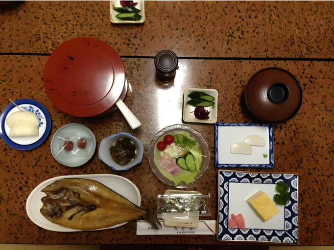 Food & Drinks