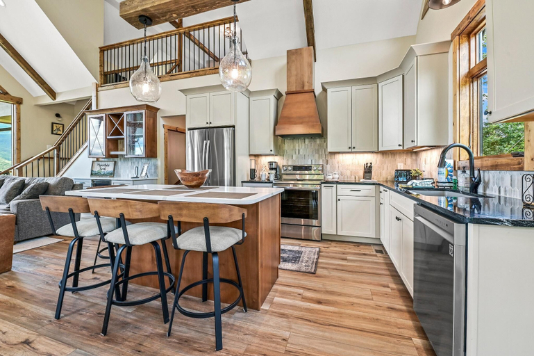 Private kitchen 5, Mountain Soul, Sevier