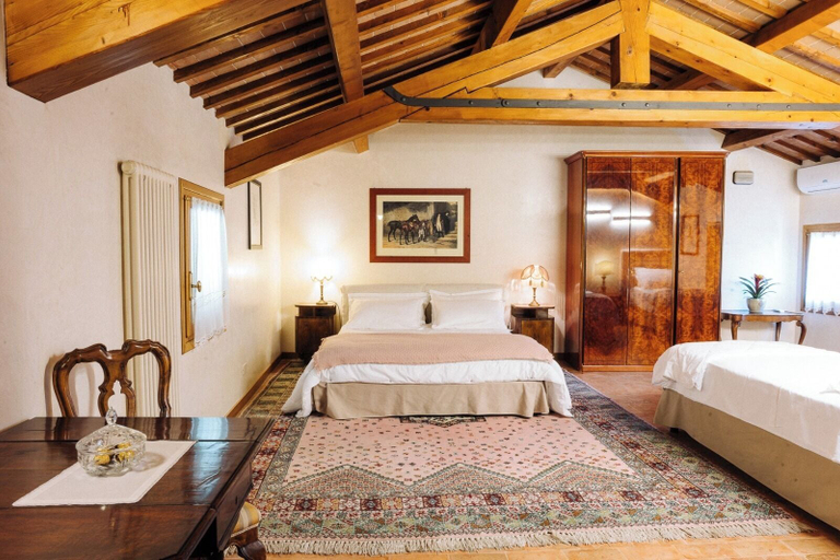 Bedroom 4, Villa Valmarana De Toni-Dimora Storica, Vicenza